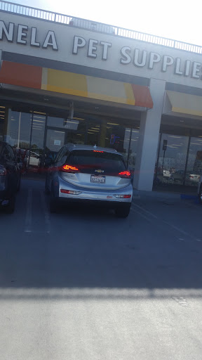 Pet Supply Store «Centinela Feed & Pet Supplies», reviews and photos, 28901 S Western Ave, Rancho Palos Verdes, CA 90275, USA
