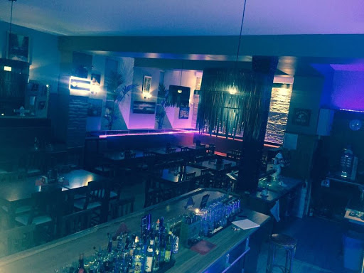 Bar 360° Cocktail Lounge Club
