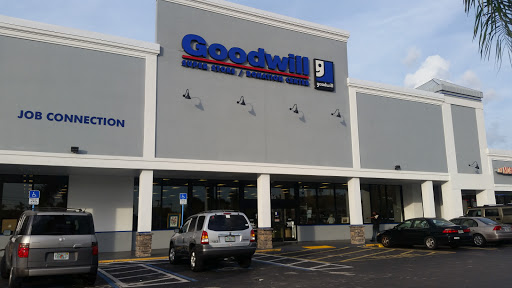 Goodwill West Palm Beach/Gulfstream Super Store & Donation Center, 4895 Okeechobee Blvd, West Palm Beach, FL 33417, Thrift Store
