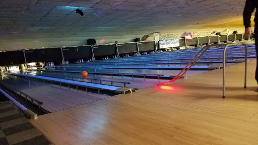 Bowling Alley «Collier Lanes», reviews and photos, 879 S Lapeer Rd, Oxford, MI 48371, USA