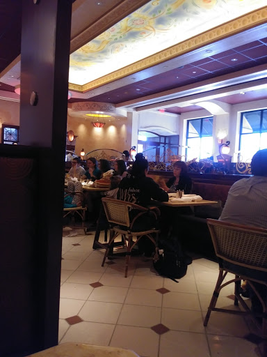 Restaurant «The Cheesecake Factory», reviews and photos, 1700 Willowbrook Blvd, Wayne, NJ 07470, USA