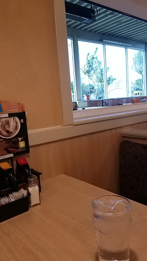 IHOP image