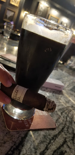 Cigar Shop «Executive Cigar Shop & Lounge», reviews and photos, 837 E New Haven Ave, Melbourne, FL 32901, USA