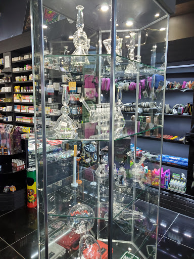 Vaporizer Store «ROCK N ROLL IT SMOKE SHOP AND VAPE SHOP», reviews and photos, 11750 Barker Cypress Rd, Cypress, TX 77433, USA