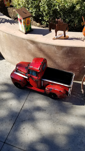 Garden Center «Ladera Garden & Gifts», reviews and photos, 3130 Alpine Rd #380, Portola Valley, CA 94028, USA