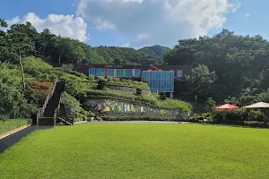 동화마을수목원 image