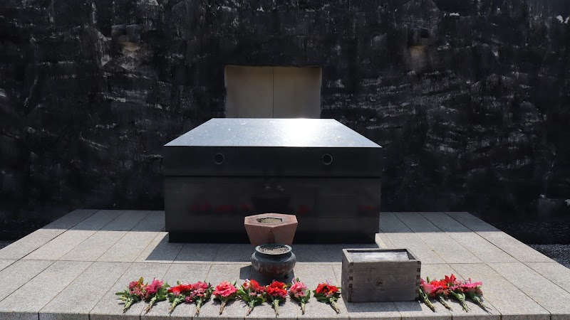 国立沖縄戦没者墓苑