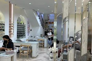 DAHOSE Nail & Beauty Salon image