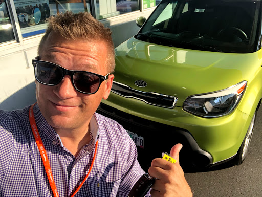 Car Dealer «Gresham Subaru», reviews and photos, 1925 E Powell Blvd, Gresham, OR 97080, USA