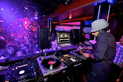 Resonance Events - Service Dj - Location Sonorisation & Eclairage à Cannes