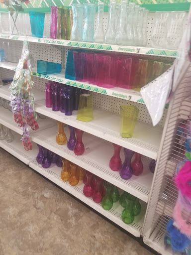 Dollar Store «Dollar Tree», reviews and photos, 58 Swansea Mall Dr, Swansea, MA 02777, USA