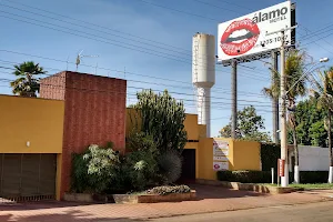 Álamo Motel image