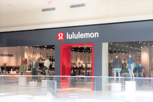 Lululemon in Chicago