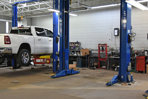 Car Dealer «Dearth Chrysler Dodge Jeep Ram», reviews and photos, 520 8th St, Monroe, WI 53566, USA