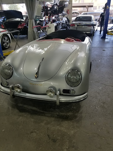 Auto Body Shop «Raintree Auto Body», reviews and photos, 8120 E Raintree Dr, Scottsdale, AZ 85260, USA