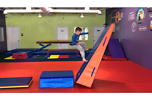 Gymnastics Center «The Little Gym of Barrington», reviews and photos, 724 S Northwest Hwy, Barrington, IL 60010, USA