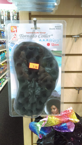 Shopping Mall «Woodforest Shopping Center», reviews and photos, 443 Uvalde Rd, Houston, TX 77015, USA