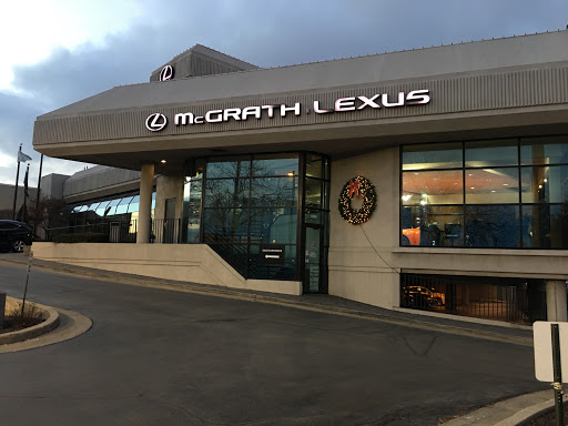 Lexus Dealer «McGrath Lexus of Chicago», reviews and photos, 1250 W Division St, Chicago, IL 60642, USA