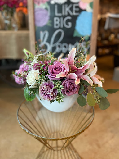 Florist «Bloom-A-Round Floral Design», reviews and photos, 2451 Lakeside Pkwy #120, Flower Mound, TX 75022, USA