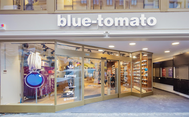 Blue Tomato Shop Basel - Sportgeschäft
