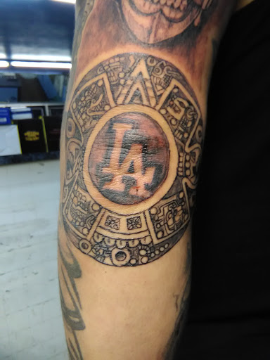 Tattoo Shop «Rage Tattoo», reviews and photos, 6411 Whittier Blvd, Los Angeles, CA 90022, USA