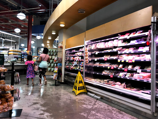 Shopping Mall «Downtown Silver Spring», reviews and photos, 908 Ellsworth Dr, Silver Spring, MD 20910, USA