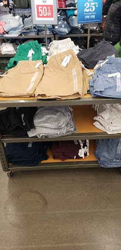 Clothing Store «Old Navy», reviews and photos, 8560 E 49th Pl, Denver, CO 80238, USA