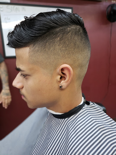 Barber Shop «Straight Blades Barbershop», reviews and photos, 2121 Pleasanton Rd, San Antonio, TX 78221, USA