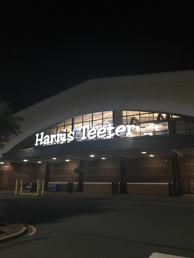 Grocery Store «Harris Teeter», reviews and photos, 2080 Kildaire Farm Rd, Cary, NC 27511, USA