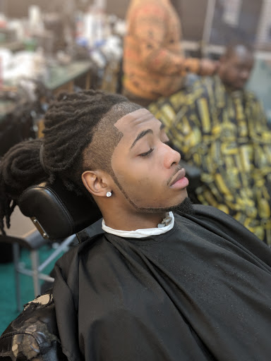 Barber Shop «Bess Cuts Barber Shop», reviews and photos, 4604 W Market St # 108, Greensboro, NC 27407, USA