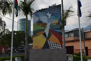 Plaza Palestina image