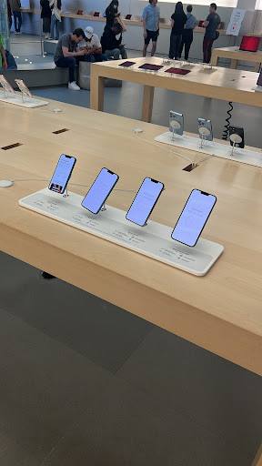 Computer Store «Apple Boylston Street», reviews and photos, 815 Boylston St, Boston, MA 02116, USA