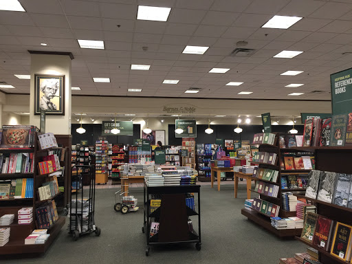 Book Store «Barnes & Noble», reviews and photos, 11802 Dale Mabry Hwy, Tampa, FL 33618, USA