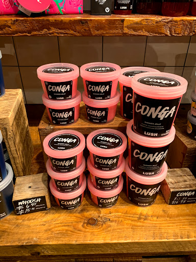 Cosmetics Store «LUSH Fresh Handmade Cosmetics», reviews and photos, 7900 Shelbyville Rd, Louisville, KY 40222, USA