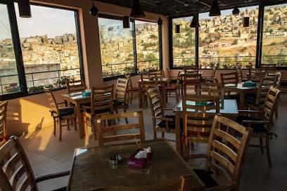 Amman Roots Restaurant & Cafe - Omar Bin Khattab Street 33, Amman, Jordan