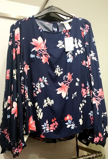 Clothing Store «H&M», reviews and photos, 400 S Baldwin Ave, Arcadia, CA 91007, USA