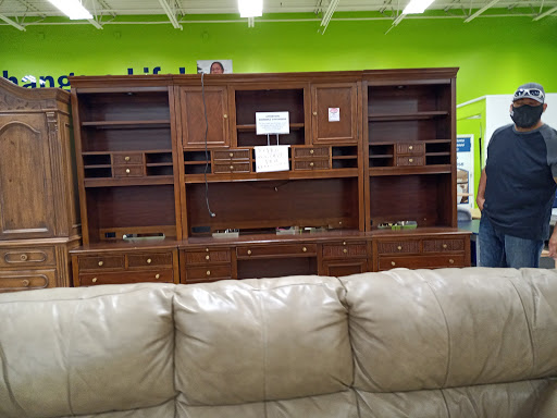 Thrift Store «Goodwill Retail & Donation Center», reviews and photos, 13500 Plantation Rd, Fort Myers, FL 33966, USA