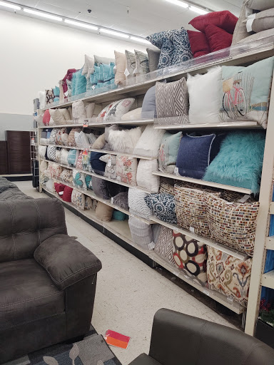 Discount Store «Big Lots», reviews and photos, 2110 S Cooper St, Arlington, TX 76013, USA