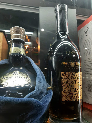 Liquor Store «Town Center Wine And Spirit Liquor Store», reviews and photos, 6401 America Blvd #110, Hyattsville, MD 20782, USA