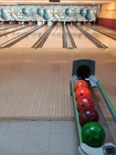 Bowling Alley «Coram Country Lanes», reviews and photos, 615 Middle Country Rd, Coram, NY 11727, USA
