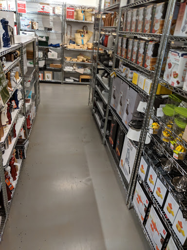 Outlet Store «Pottery Barn Outlet», reviews and photos, 3939 I-35 #920, San Marcos, TX 78666, USA