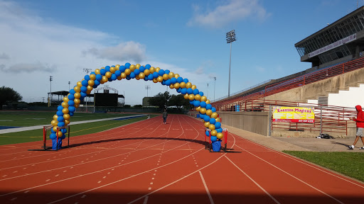 Party Store «Eventos Magicos And Piñatas», reviews and photos, 514 N Main St, Duncanville, TX 75116, USA