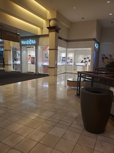 Shopping Mall «Town Center at Cobb», reviews and photos, 400 Ernest W Barrett Pkwy NW, Kennesaw, GA 30144, USA