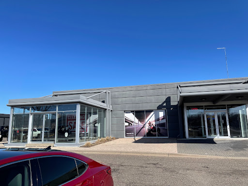 Motorsports Store «Minneapolis Motor Sports», reviews and photos, 801 Louisiana Ave S, Minneapolis, MN 55426, USA