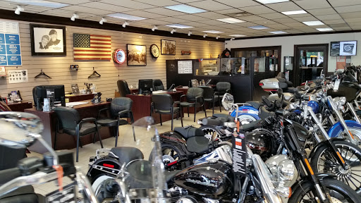 Harley-Davidson Dealer «A.D. Farrow Co. Harley-Davidson (Downtown)», reviews and photos, 491 W Broad St, Columbus, OH 43215, USA