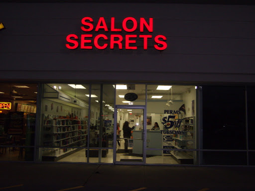 Beauty Salon «Salon Secrets», reviews and photos, 282 E Main St, Avon, NY 14414, USA
