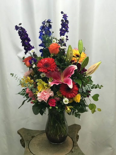 Florist «Roberts Flower Shop», reviews and photos, 423 Castroville Rd, San Antonio, TX 78207, USA