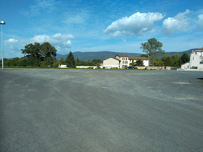 Place des Fayettes à Ambert