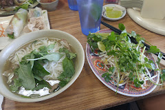 Tau Bay - Vietnamese Noodle