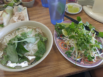 Tau Bay - Vietnamese Noodle